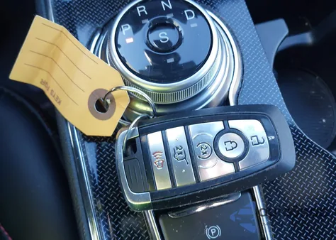 2022 Ford Edge St-Line from USA, damaged, VIN 2FMPK4J93NBA29264